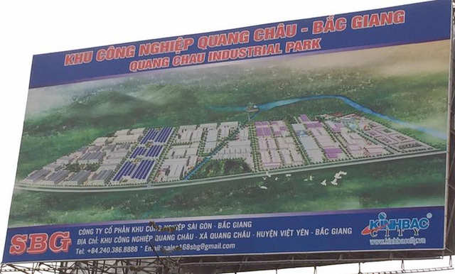 Bắc[-]Giang:[-]Cây[-]lúa[-]biến[-]dạng[-]cạnh[-]khu[-]công[-]nghiệp,[-]nguyên[-]nhân[-]bí[-]ẩn[-]gì?